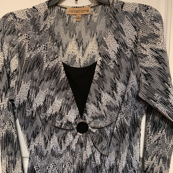 Notations Black and White Patterned Top - Picture 6 of 8